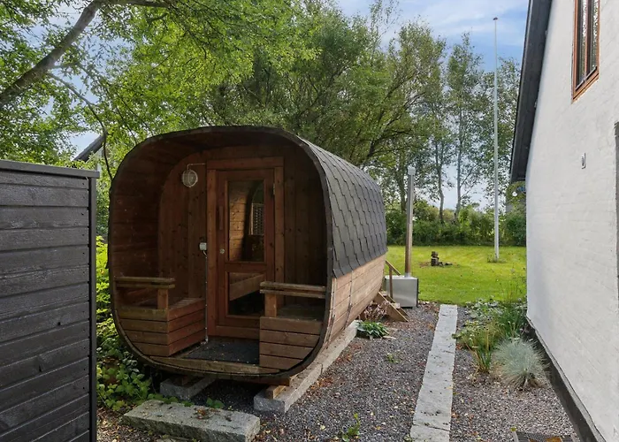 Lovely In With Sauna Holiday home *