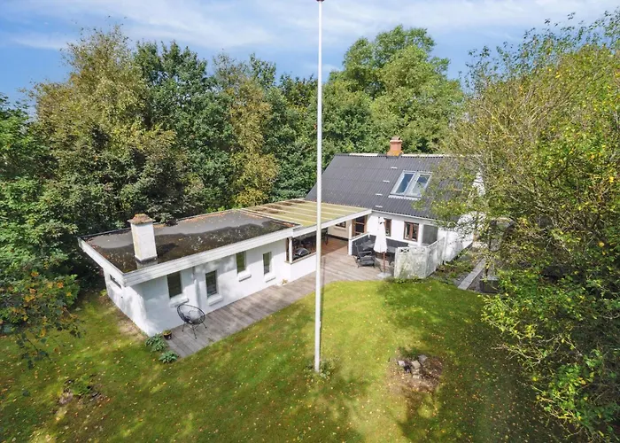 Holiday home Lovely In With Sauna Thyholm
